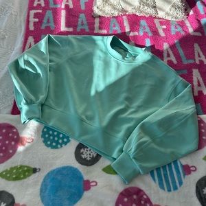 Lululemon Pullover Workout Top